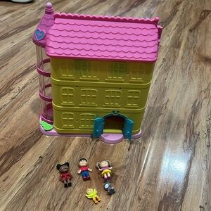 Cabbage Patch Kids Little Sprouts Babyland General Hospital Playset